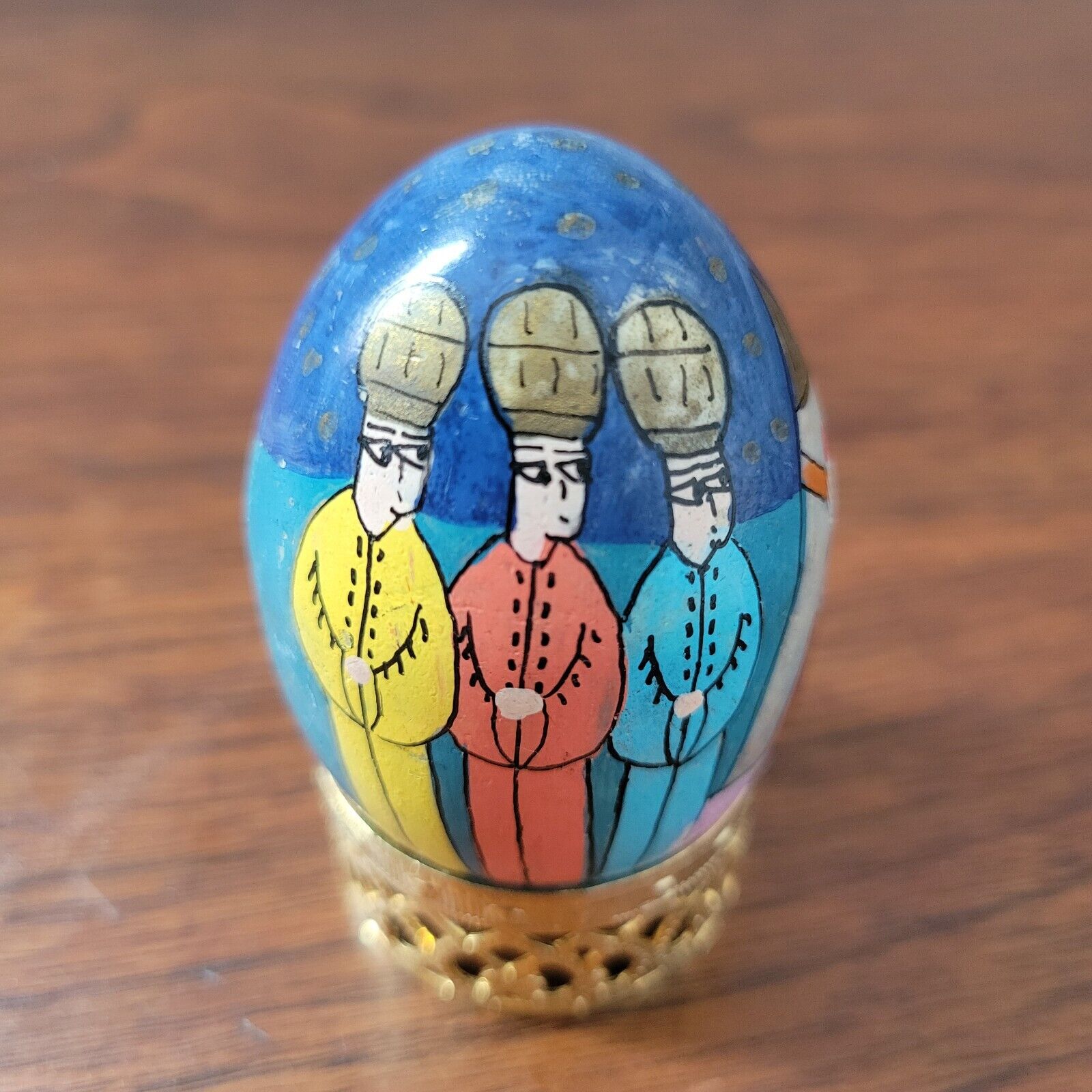 Vintage hand painted Russian folk art egg with stand Heavy Lacquered Flawed 