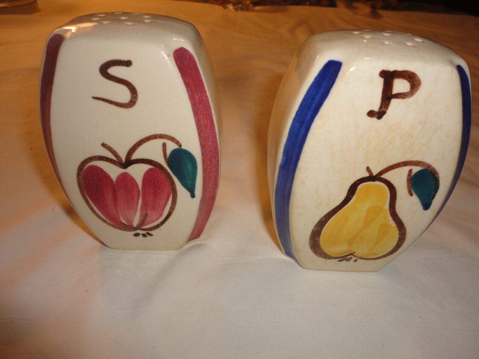 Vintage Puritan Pottery Fruit Salt And Pepper Shakers