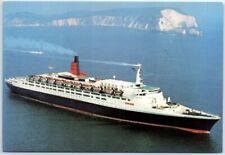 Postcard Queen Elizabeth 2 Ship picture