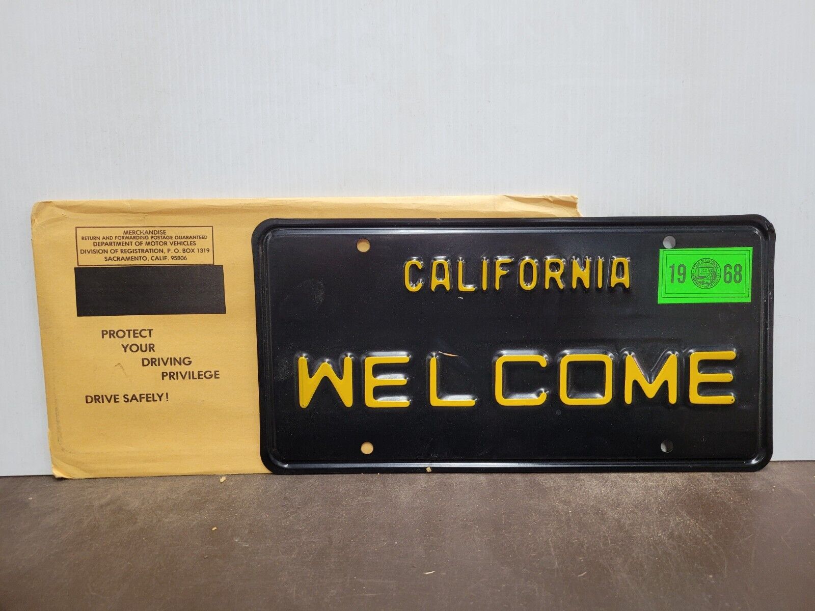 1968 California WELCOME GOVERNORS CONFERENCE License Plate Tag BOOSTER POLITICAL