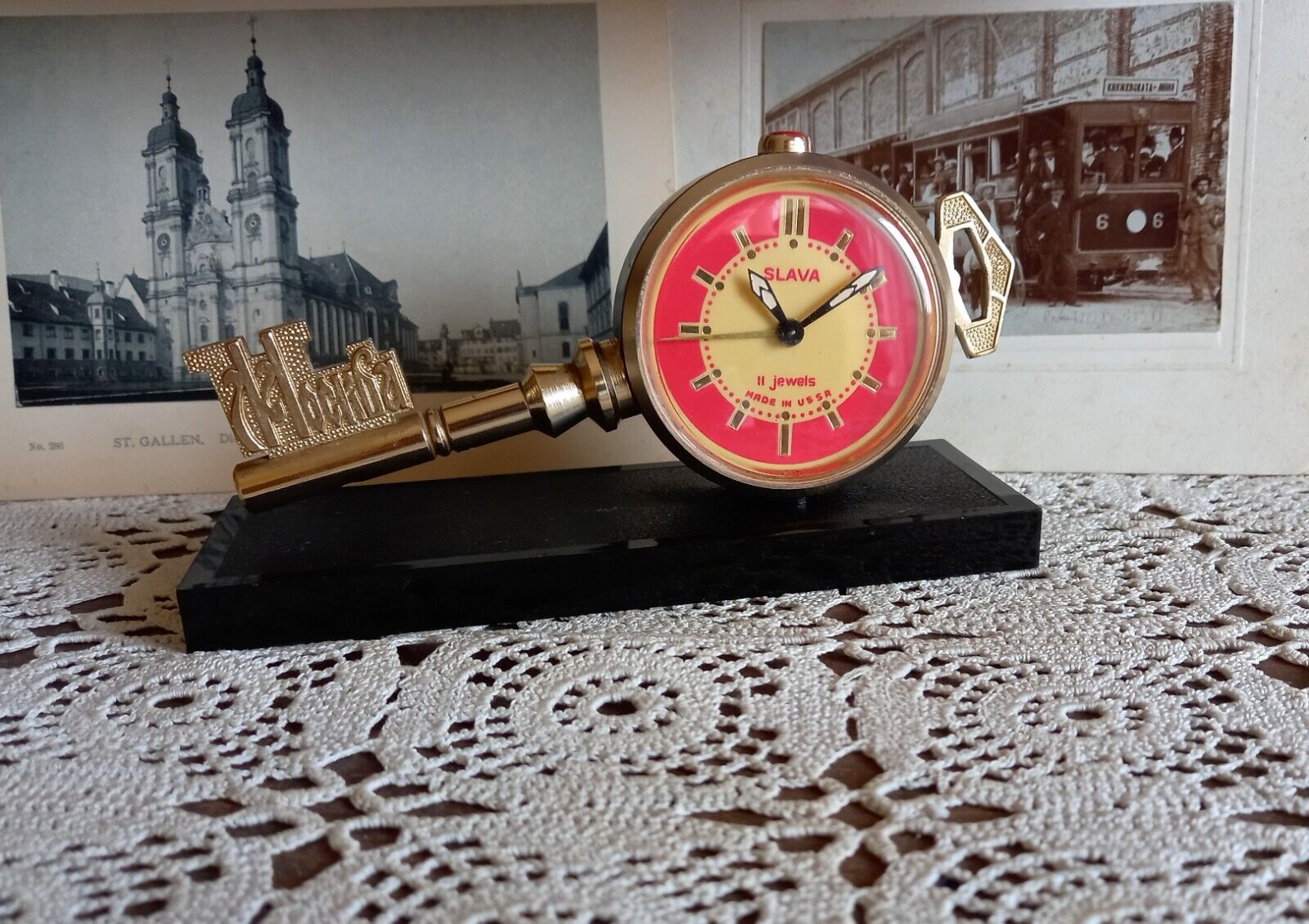 Vintage alarm clock, Slava, Key Moscow, mechanical wind up, soviet USSR
