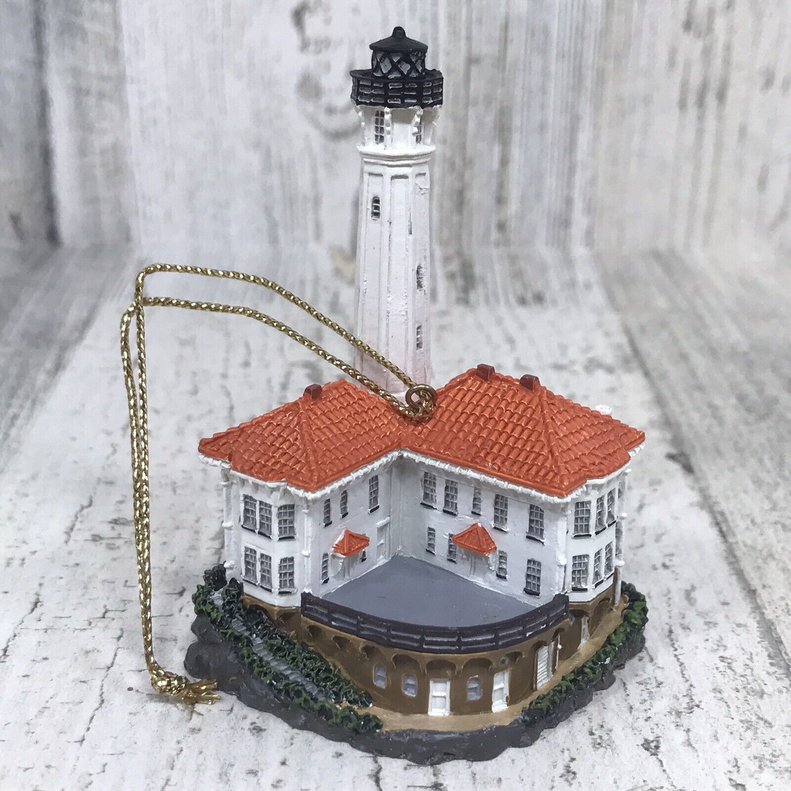 Lefton Historic American Lighthouse Collection ALCATRAZ Ornament (CCM12859) NEW