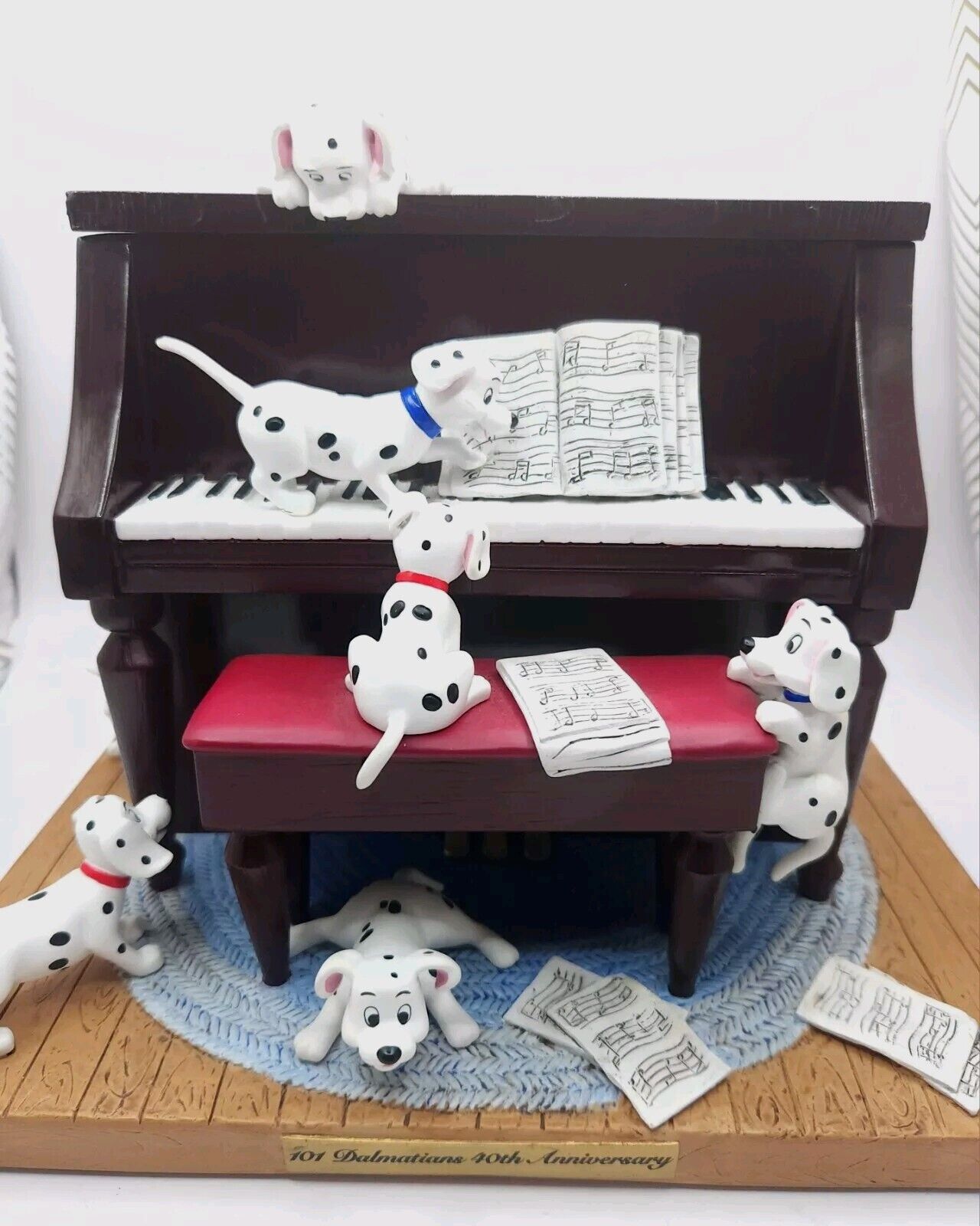 Disney 101 Dalmatians 40TH Anniversary Music Box Piano Figurine 2000 Plays