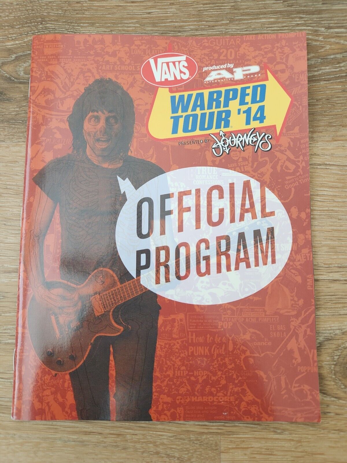 2014 Vans Warped Tour OFFICIAL PROGRAM New Mint Falling In Reverse Parkway Drive
