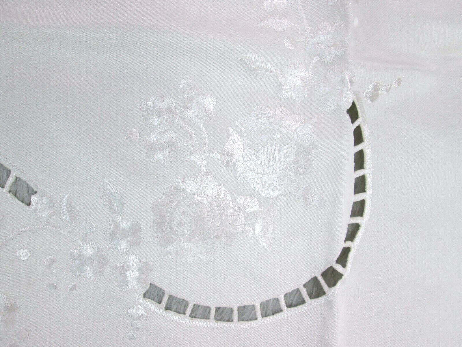 Vintage Floral Rose Tablecloth Napkin Set Off White Machine Embroidered Openwork