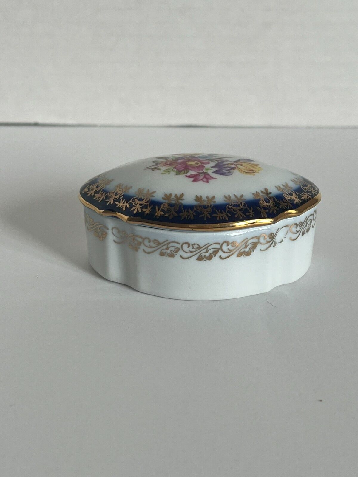 Vintage PM Sign Martinroda Porcelain Hand Painted Trinket Box Made in Germany