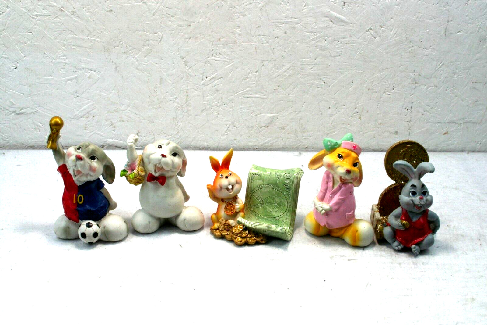 Lot of 5 Rabbit Figurine Colorful And Funny.