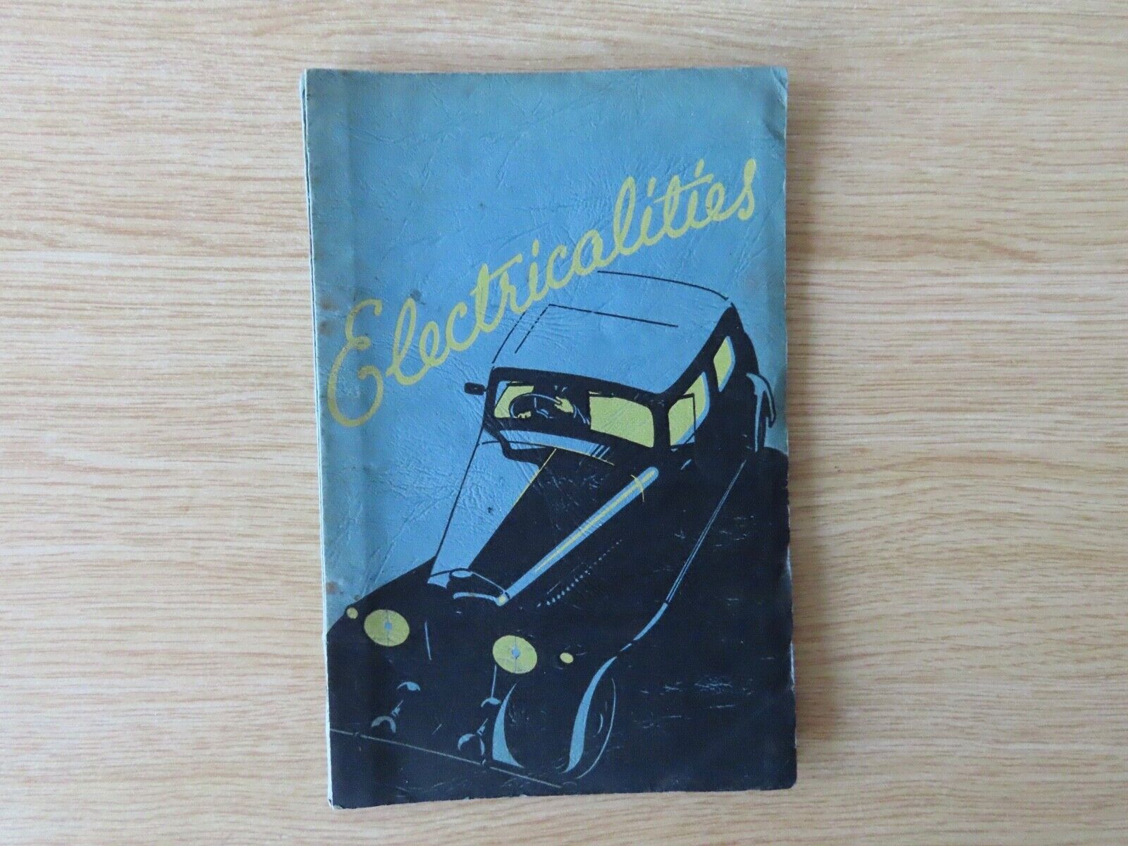 Vintage 1930's Joseph Lucas Electricalities Book, Early Motoring History, Lamp