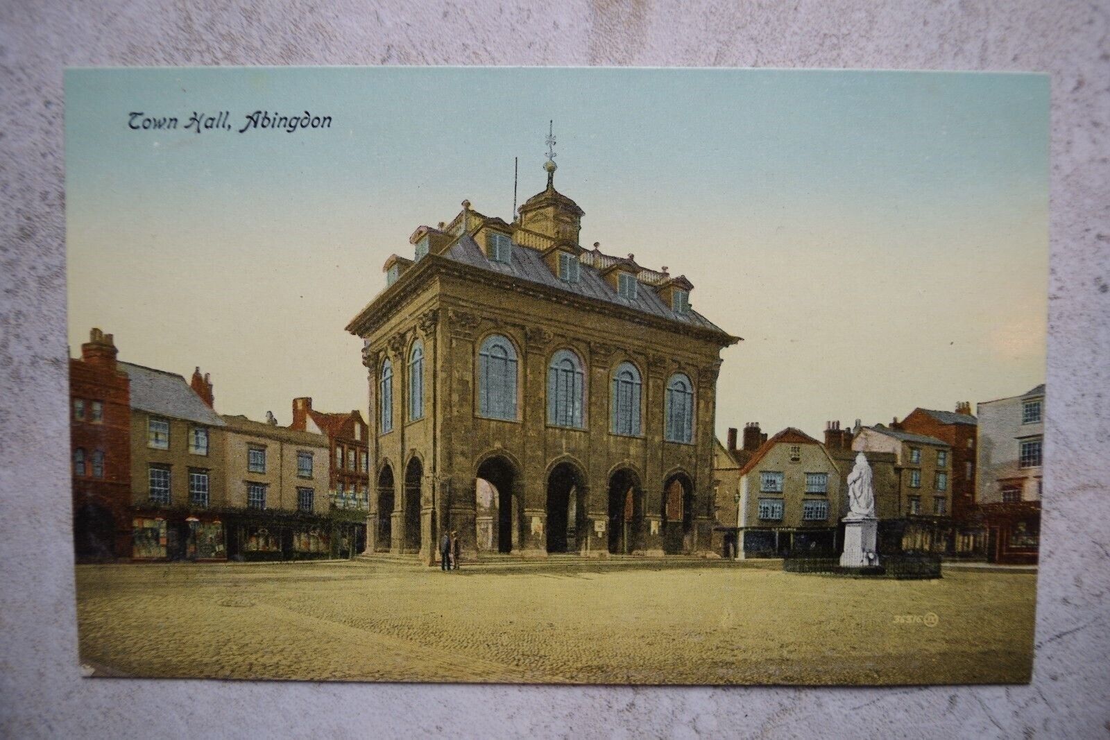 Vintage c1919 Postcard a: Town Hall Abingdon England UK