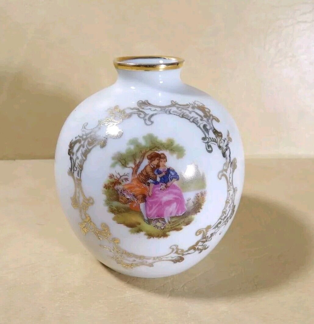 Limoges porcelain miniature vase - gold trim