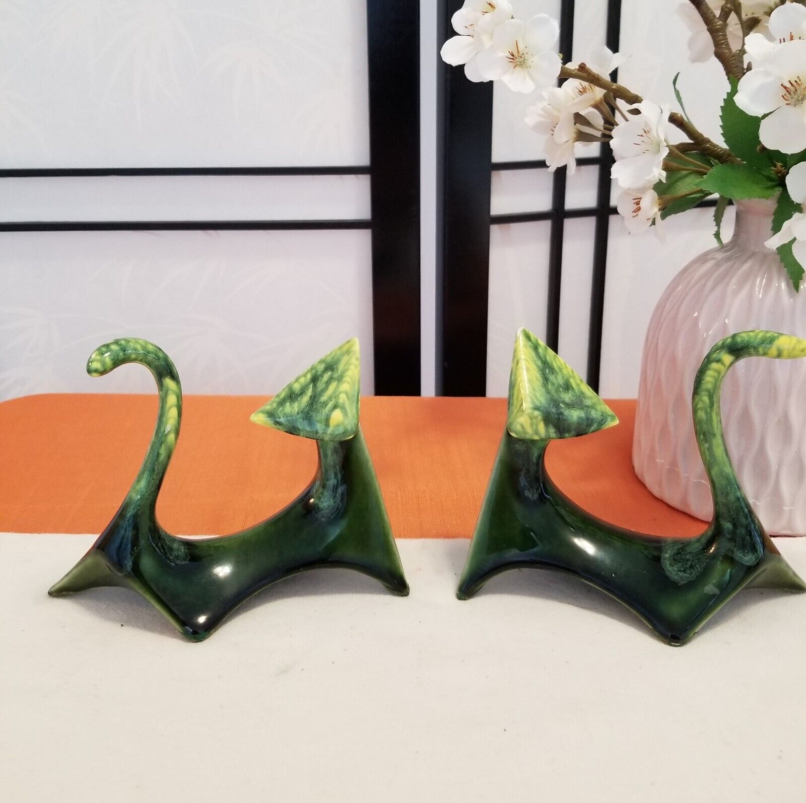 Mid Century MCM - Green Atomic Cubist Ceramic Cat Figurines - Set of 2