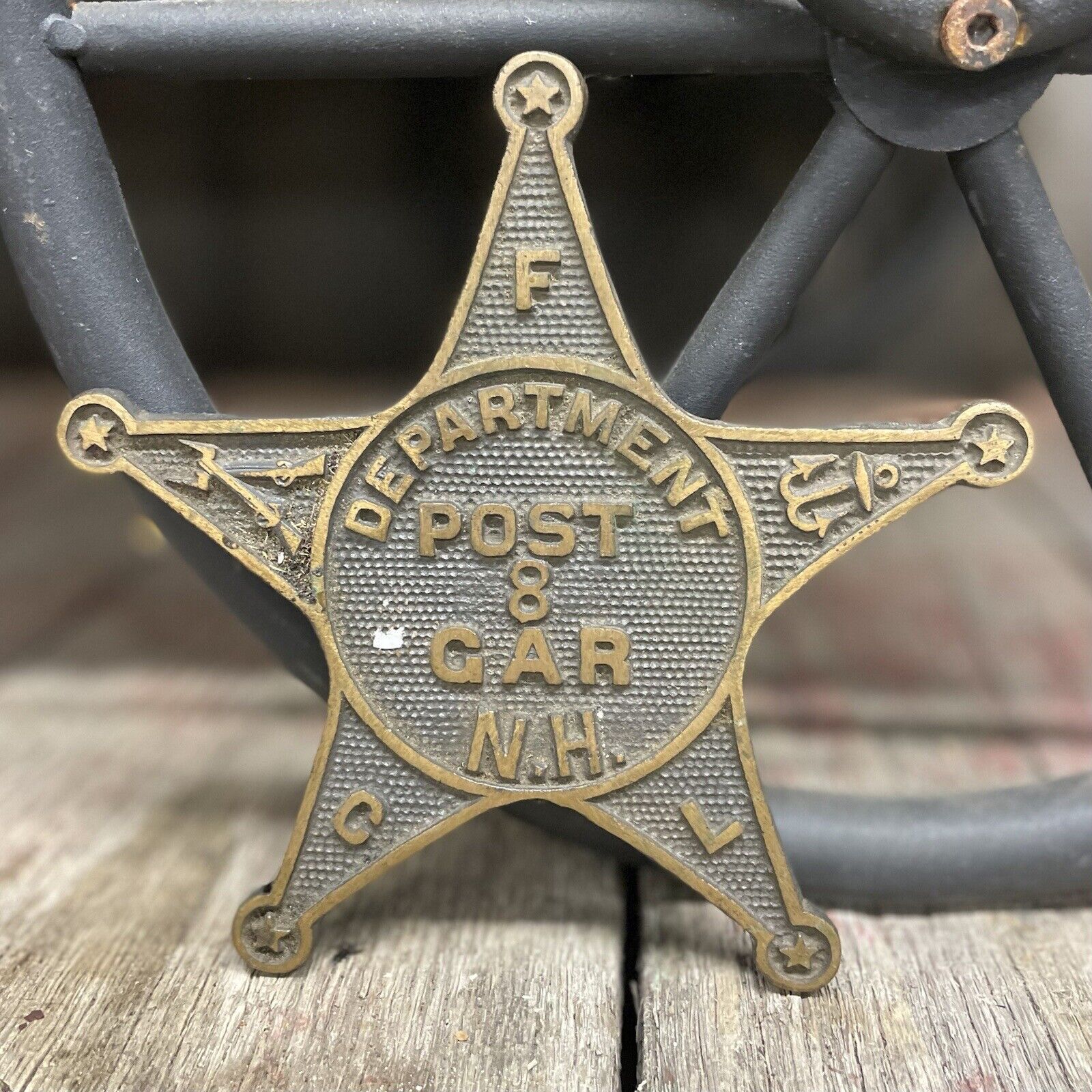 Antique Late 1800s Early 1900s Civil War Vet G.A.R NH Star Plaque Pole Topper