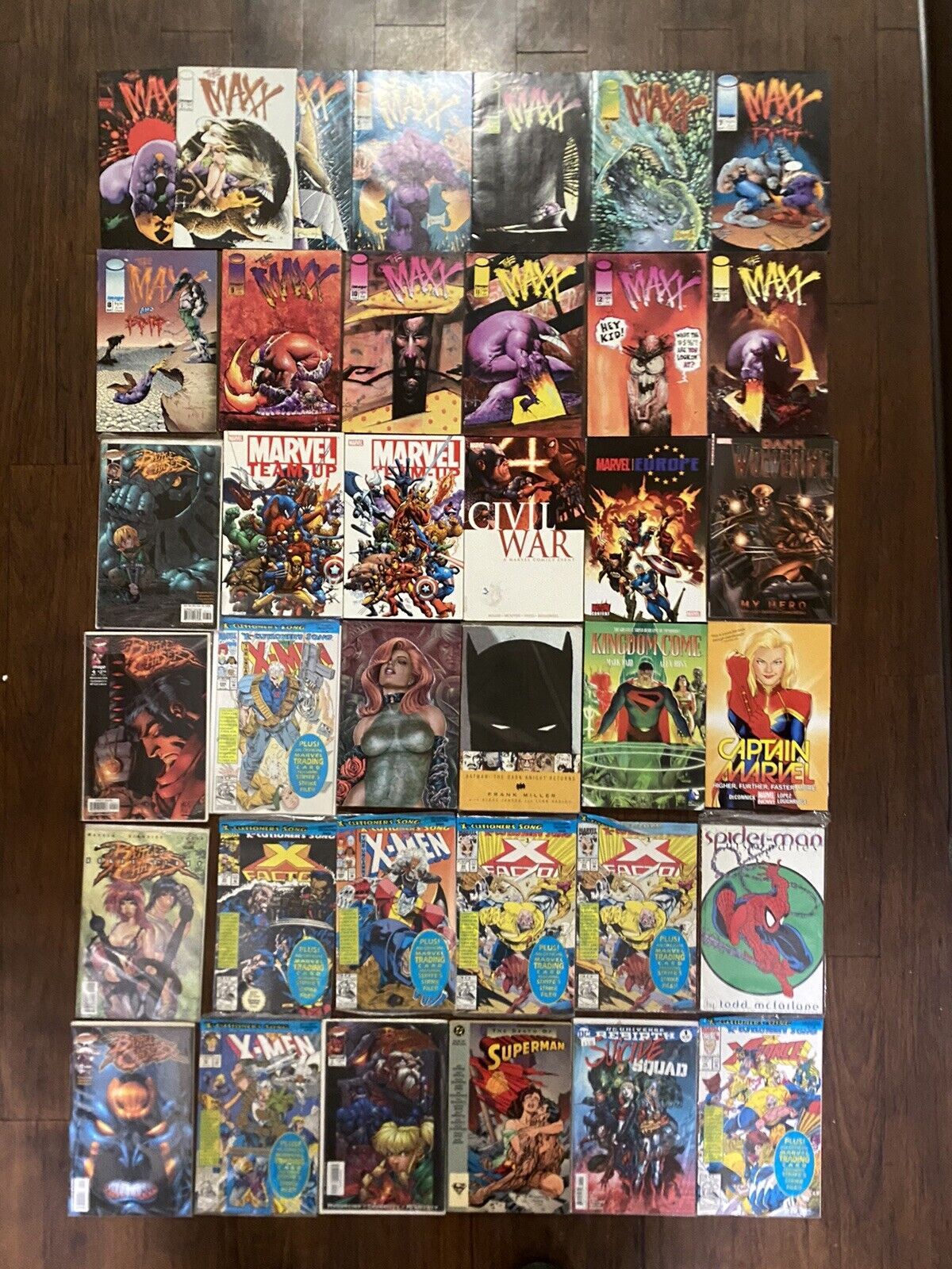 Lot Of 40 Comics Dawn, X-men, Wolverine, Batman The Dark knight And More