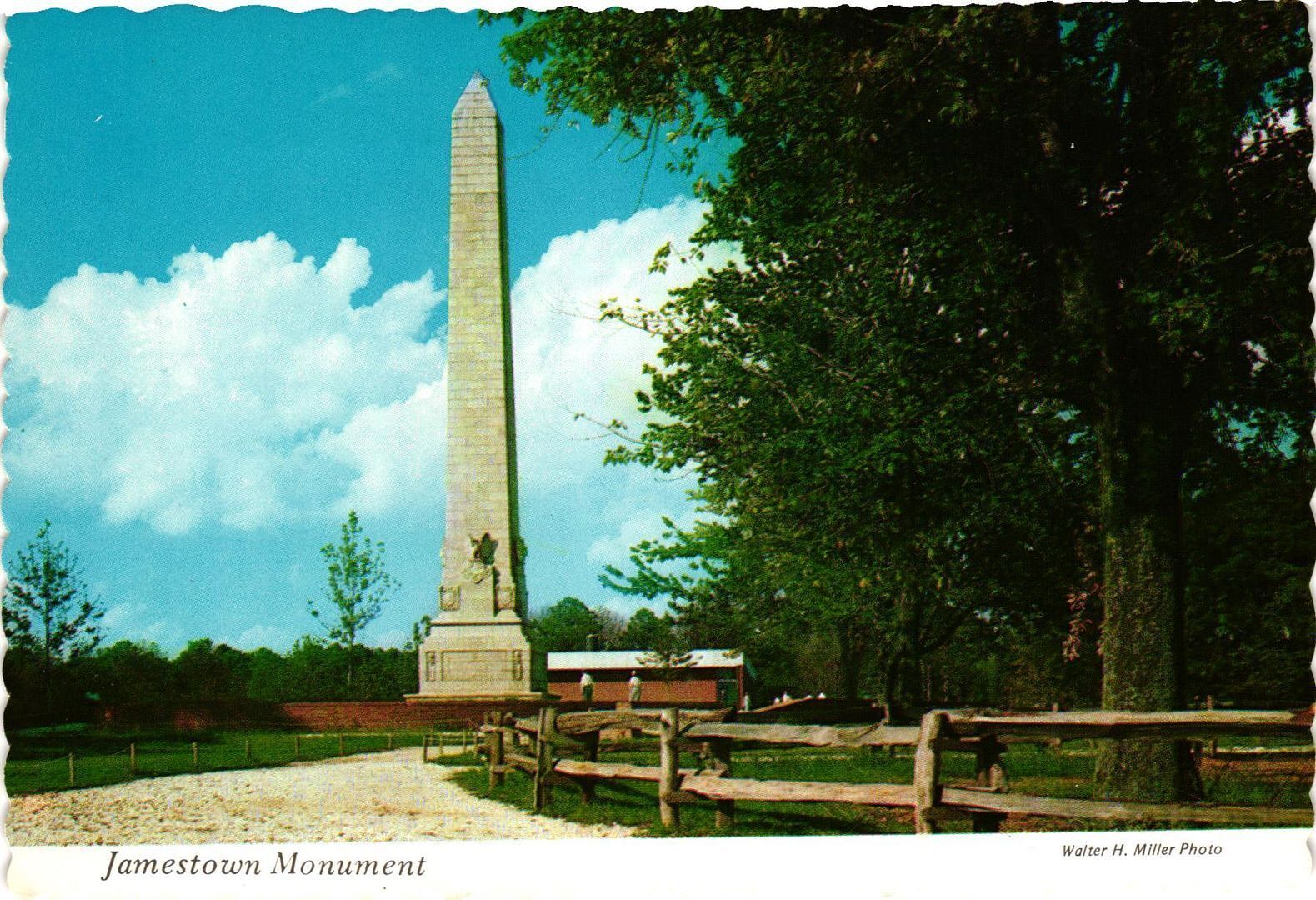 Vintage Postcard 4x6- THE JAMESTOWN MONUMENT, JAMESTOWN, VA. 1960-80s