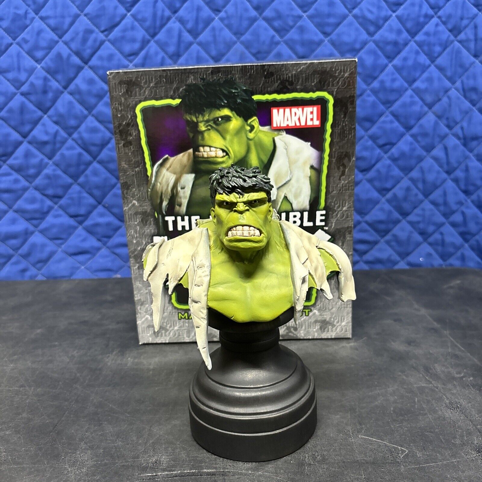Bowen The Incredible Hulk Retro Version  Mini Bust #382/750