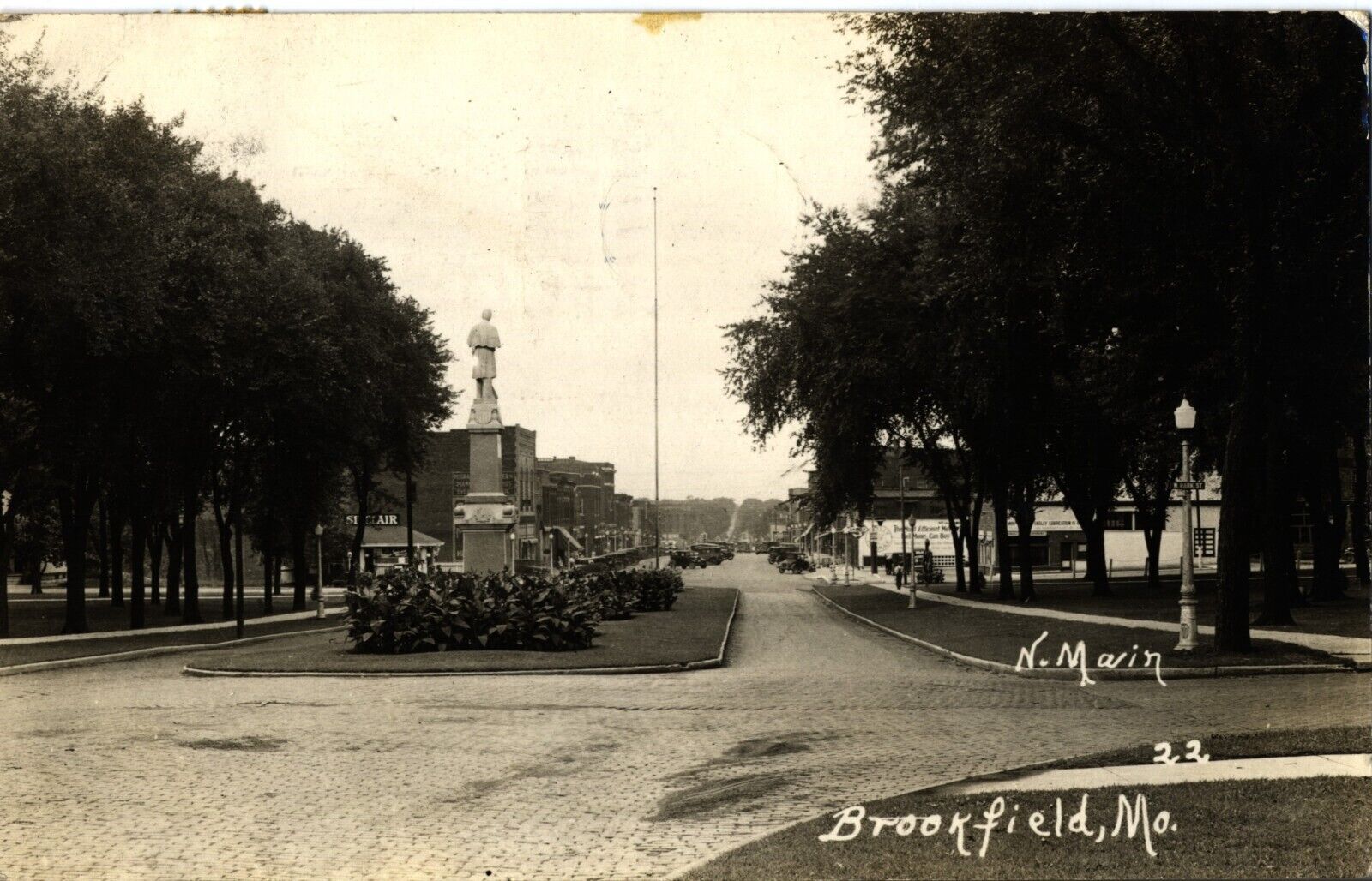 N. Main, Brookfield, Mo. Missouri ANSCO Real Photo Postcard #22