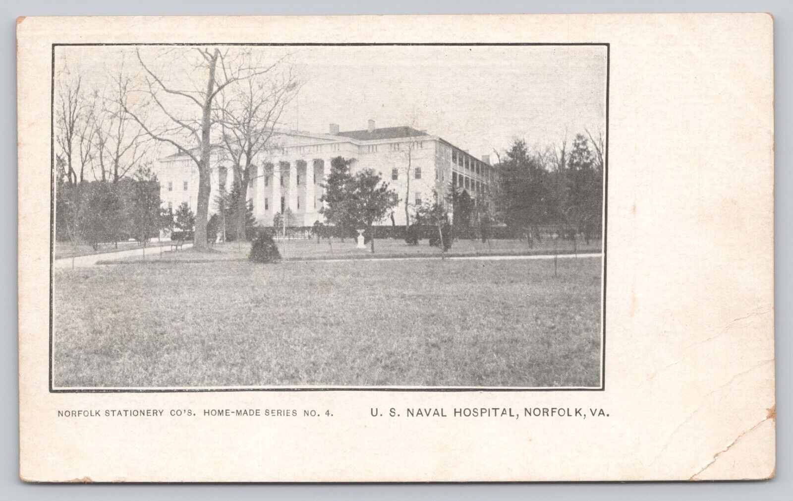 Postcard Norfolk Virginia Lawn View US Naval Hospital
