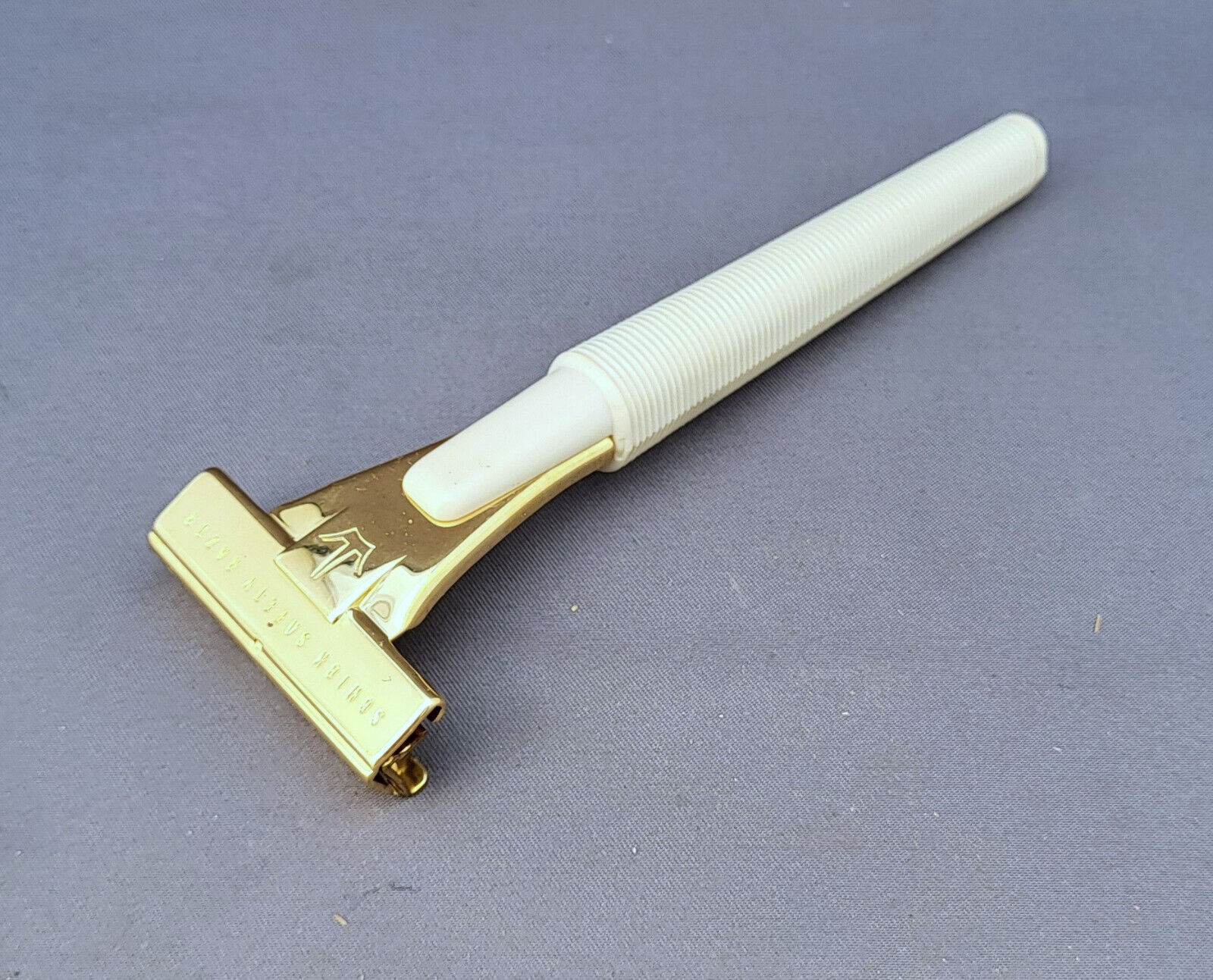 Vintage SCHICK Type J -  Injector Razor - CLEAN