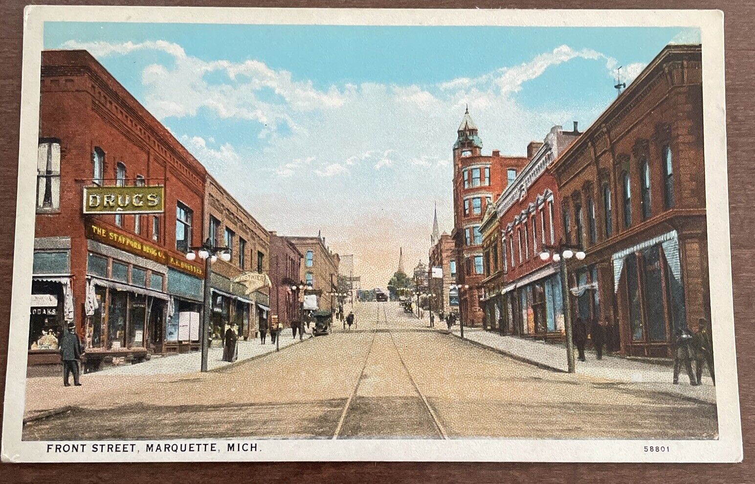 Marquette MI Michigan Front Street Scene Postcard Very Cool Vintage