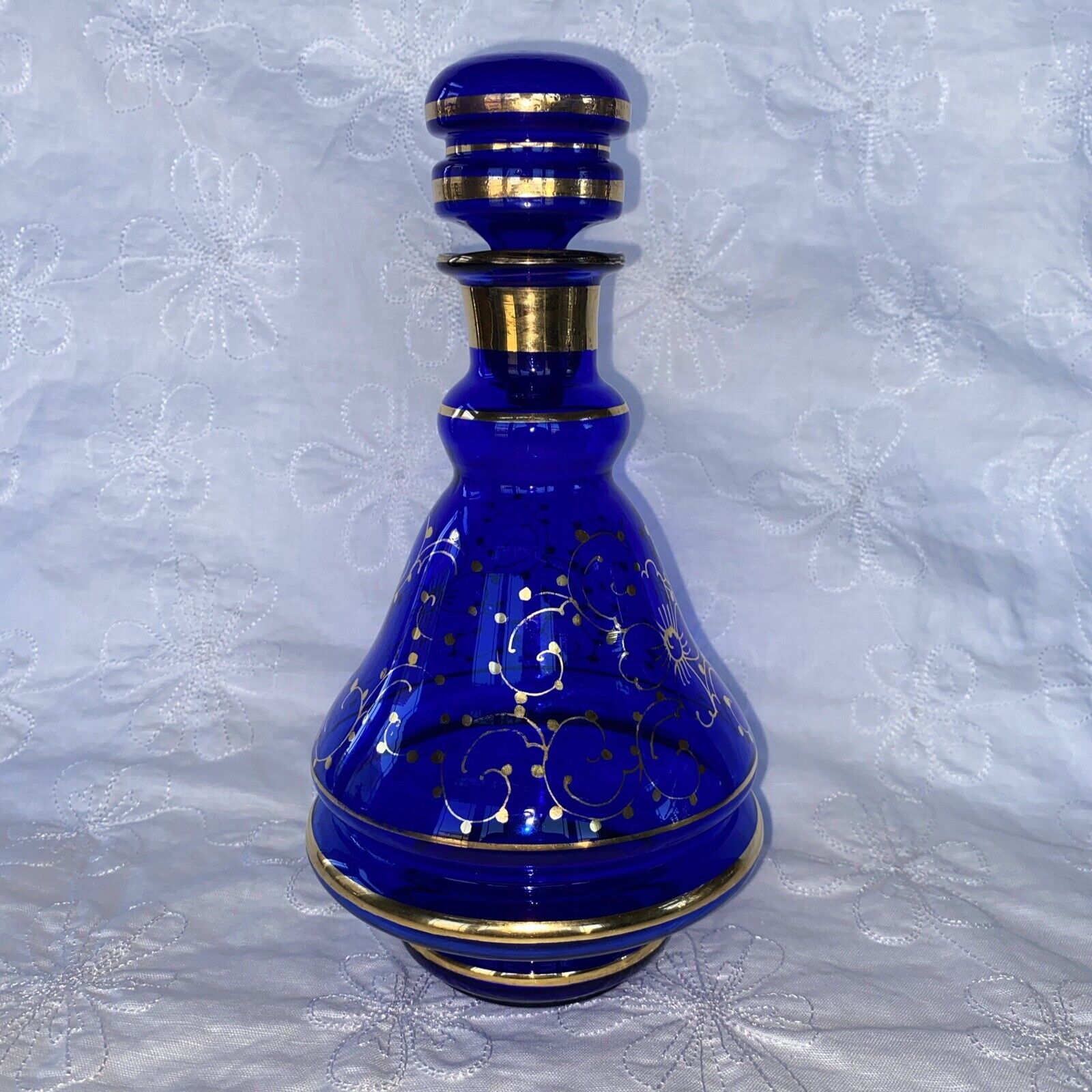 Vintage Rossini Empoli Italy Cobalt Blue and Gold Glass Decanter w/ Stopper 9”