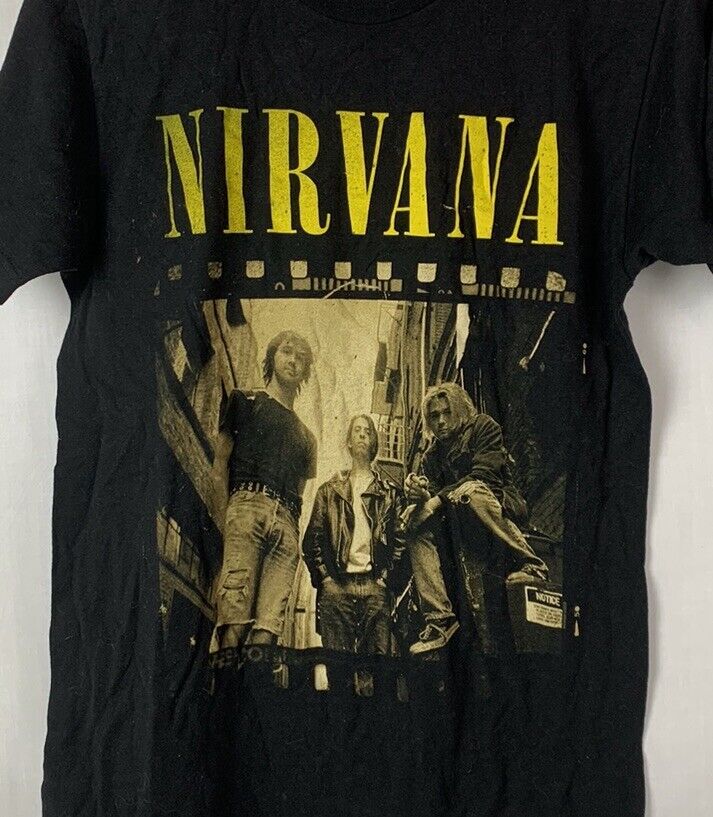Vintage Nirvana T Shirt Bleach Band Tee Kurt Cobain Grunge Rock 2013 Small Y2K