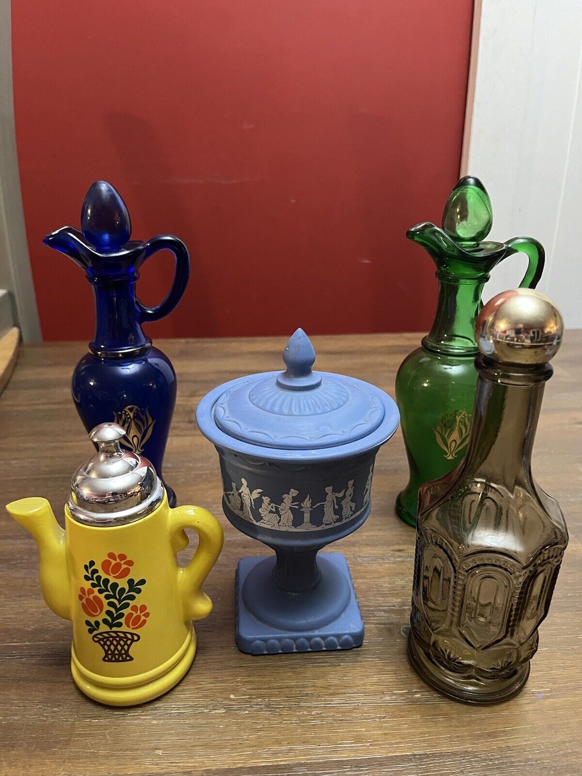 Lot of (5) Vintage Avon Perfume / Cologne Bottles Collection