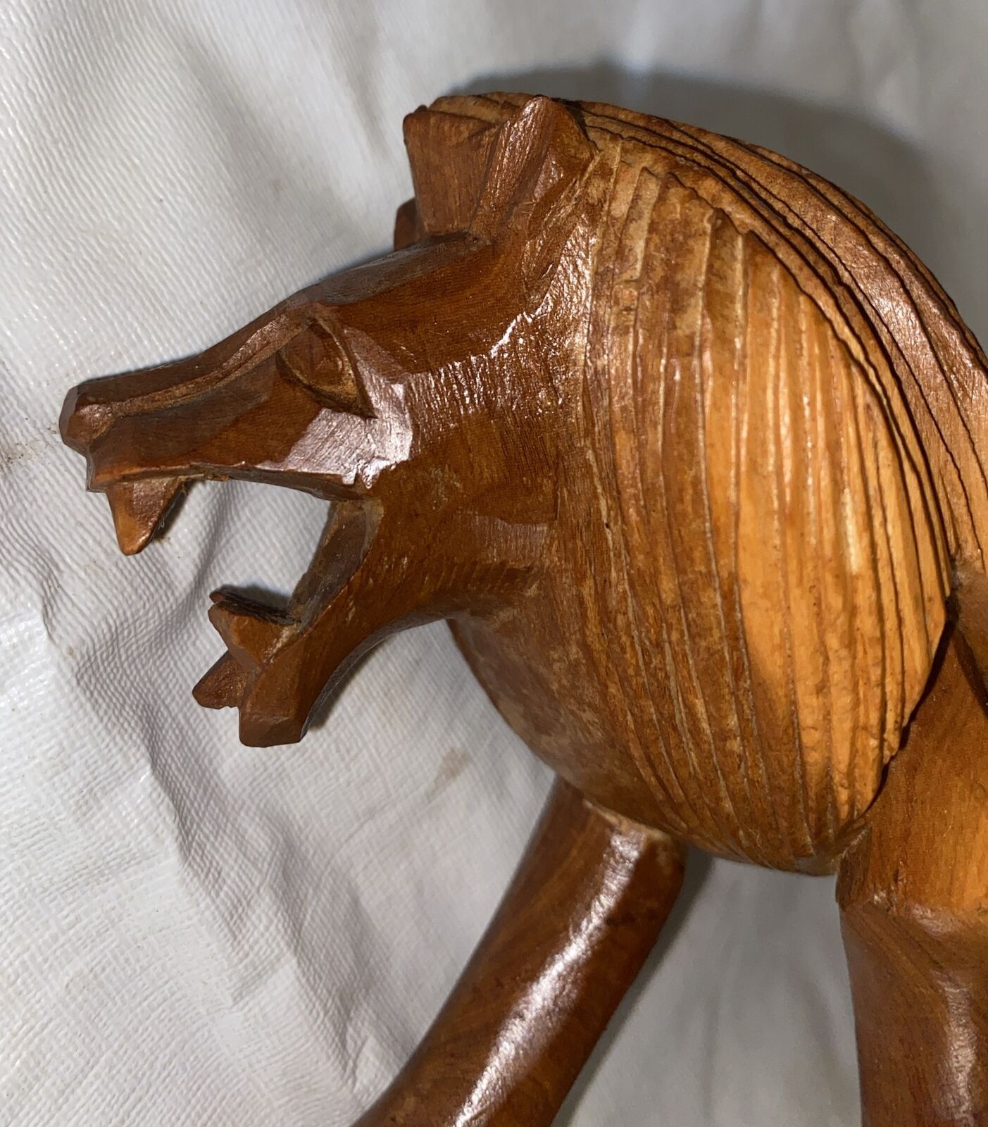 Vintage African Kenya Solid Wood Carved Lion 9 1/2” X 3x 4 3/4”