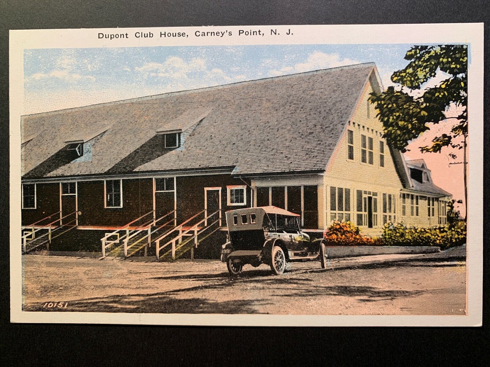 Postcard Carney\'s Point NJ - Dupont Club House