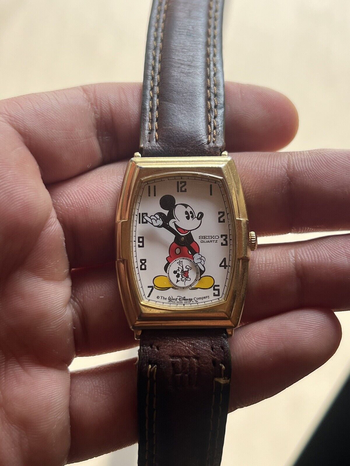VINTAGE 1980\'s SEIKO 2K03-5009 WOMENS MICKEY MOUSE WATCH