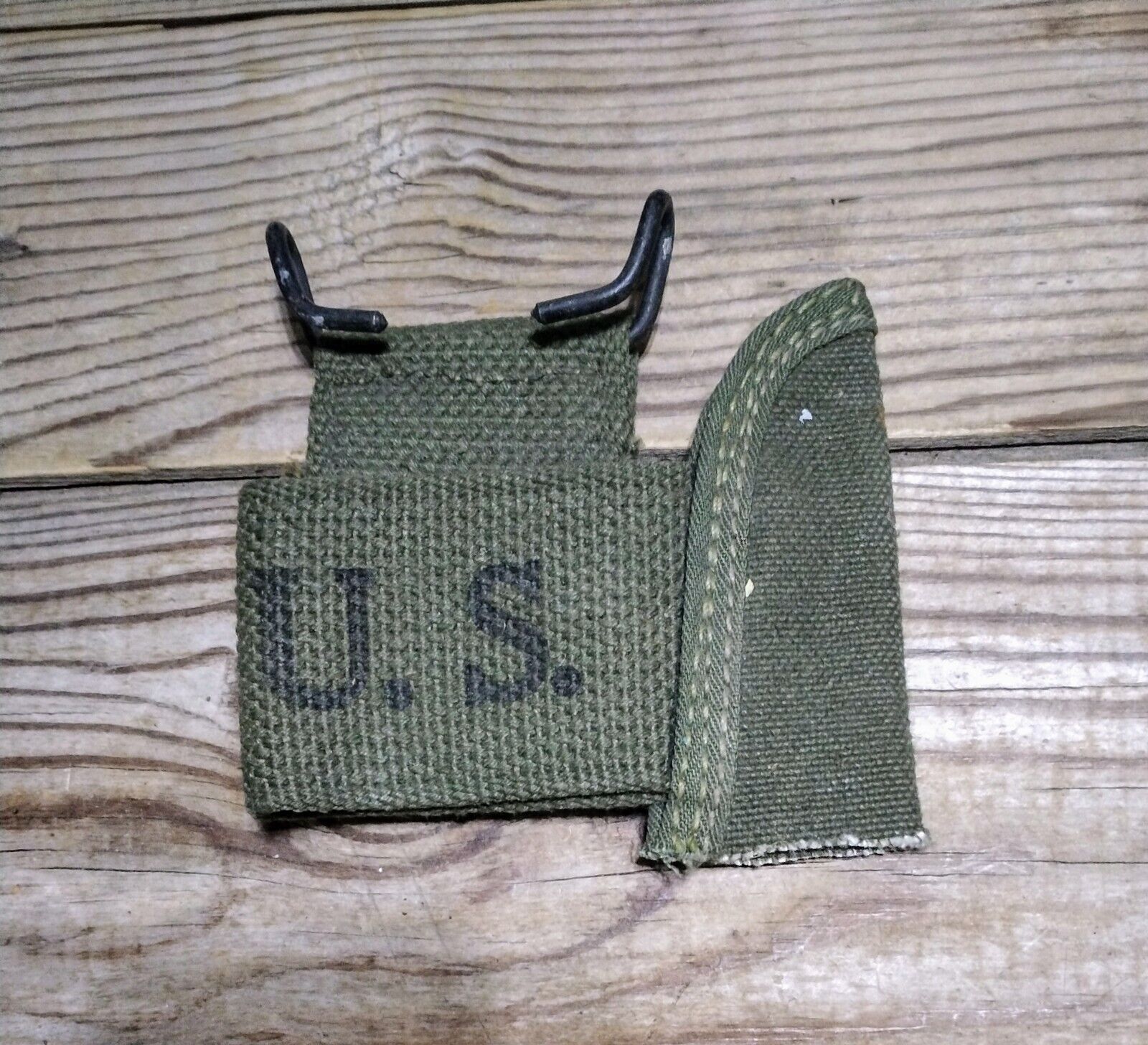 AUTHENTIC WWII WW2 BATON OR HAMMER HANGER CARRIER BELT POUCH