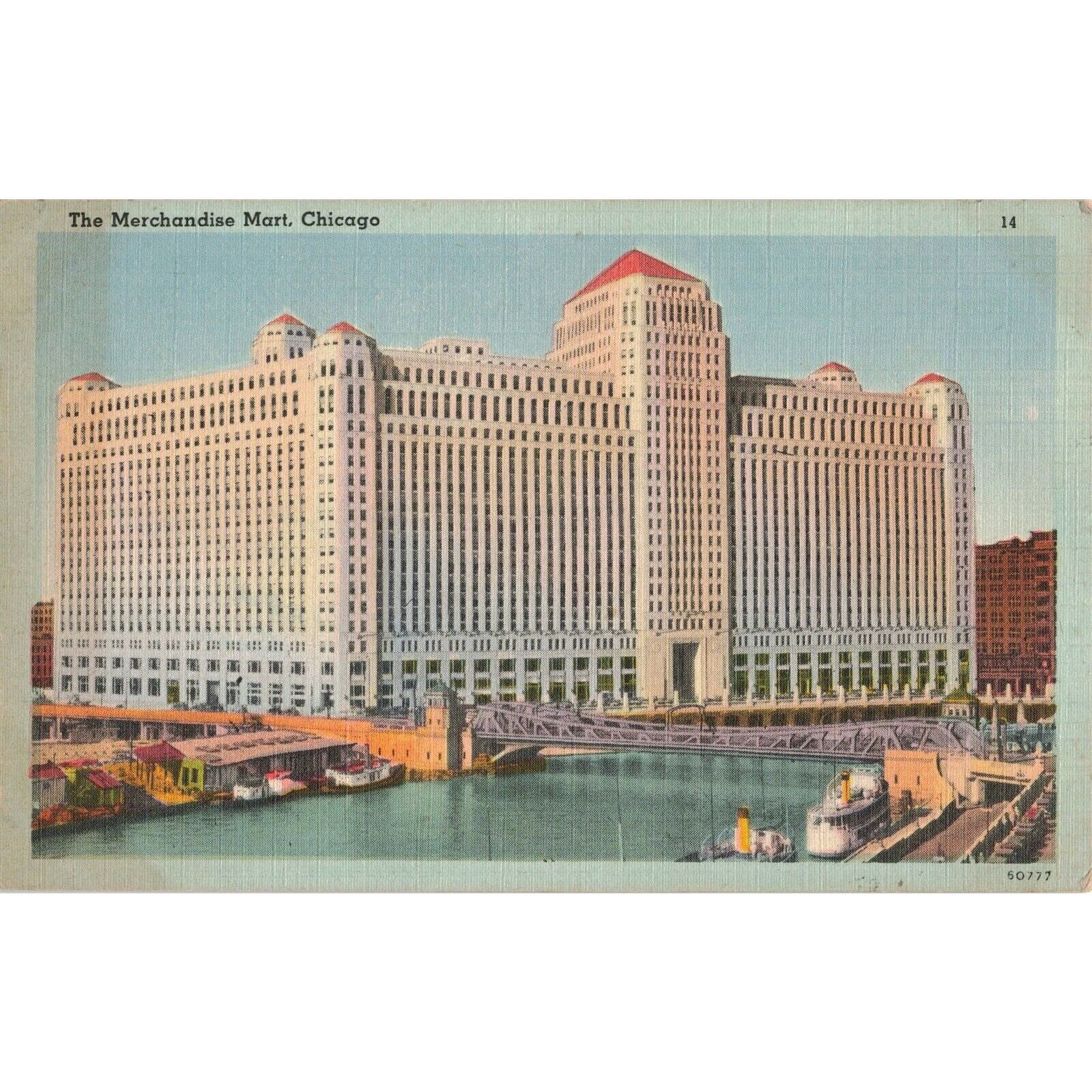Canal Ferry Ships Boats Bridge Merchandise Mart Chicago c1945  Postcard 2T5-485