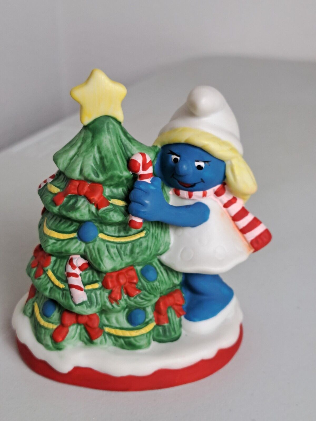 Vintage 1982 SMURF Christmas Collectables SMURFETTE With Tree Ceramic Figurine