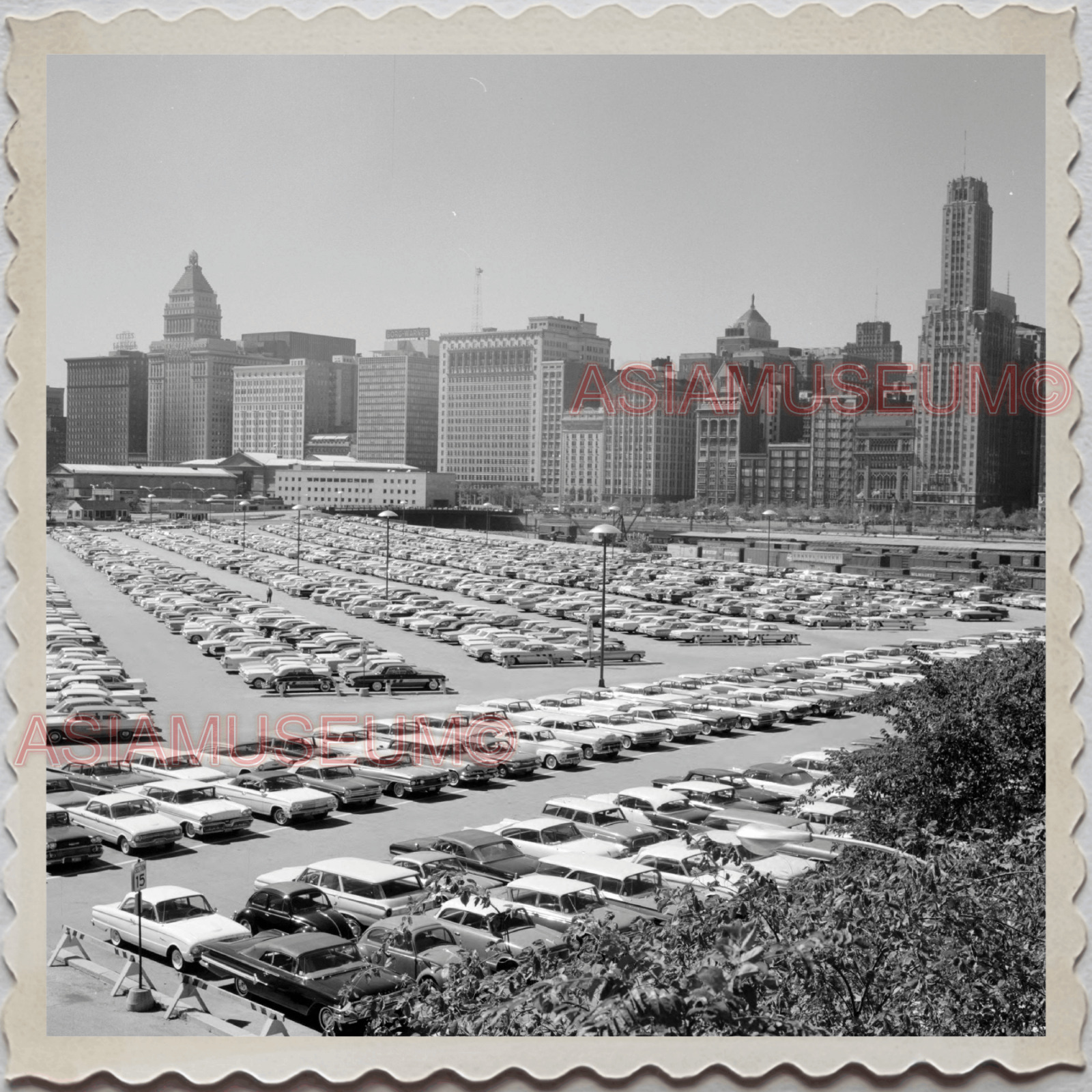 50s CHICAGO DOWNTOWN PARKING LOT CAR SKYLINE STATE BUILDING Vintage Photo S11213