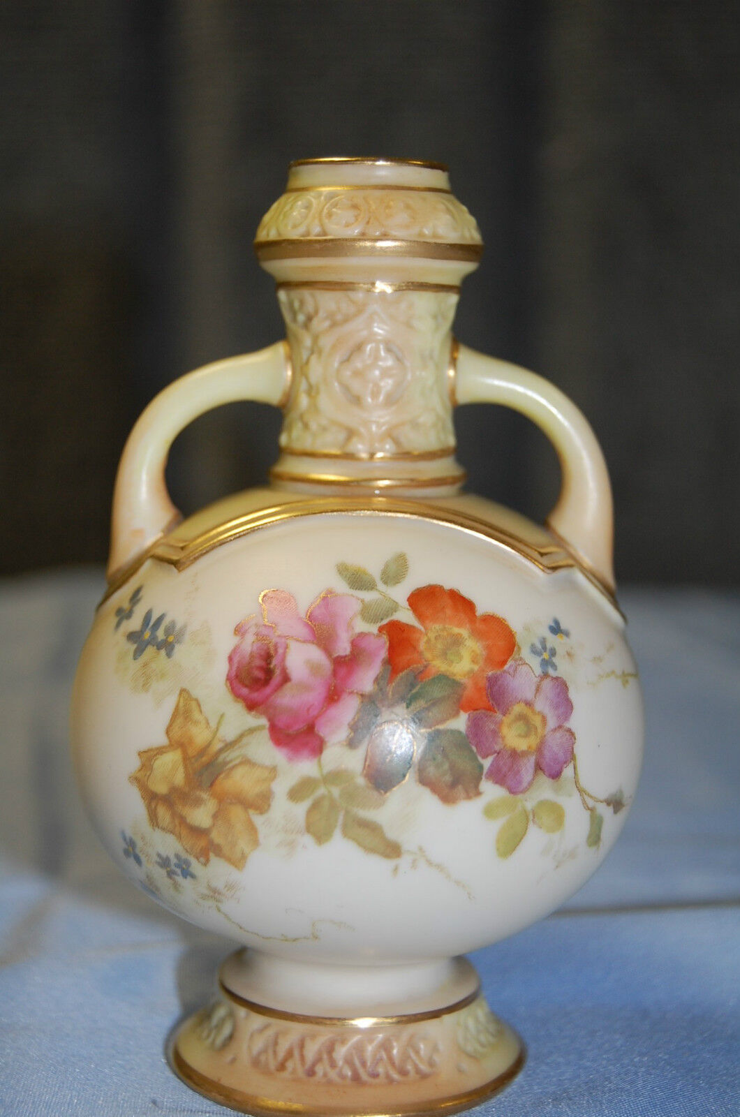 Royal Worcester Antique Gilded Vase Circa 1893   S3640
