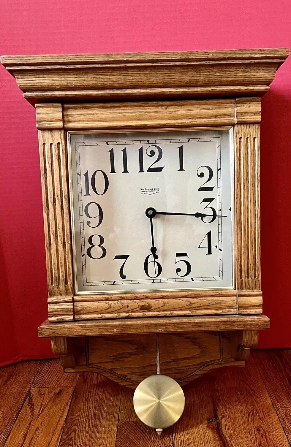Vintage New England Clock Company Oak Case Wall Clock Quartz Pendulum Chime