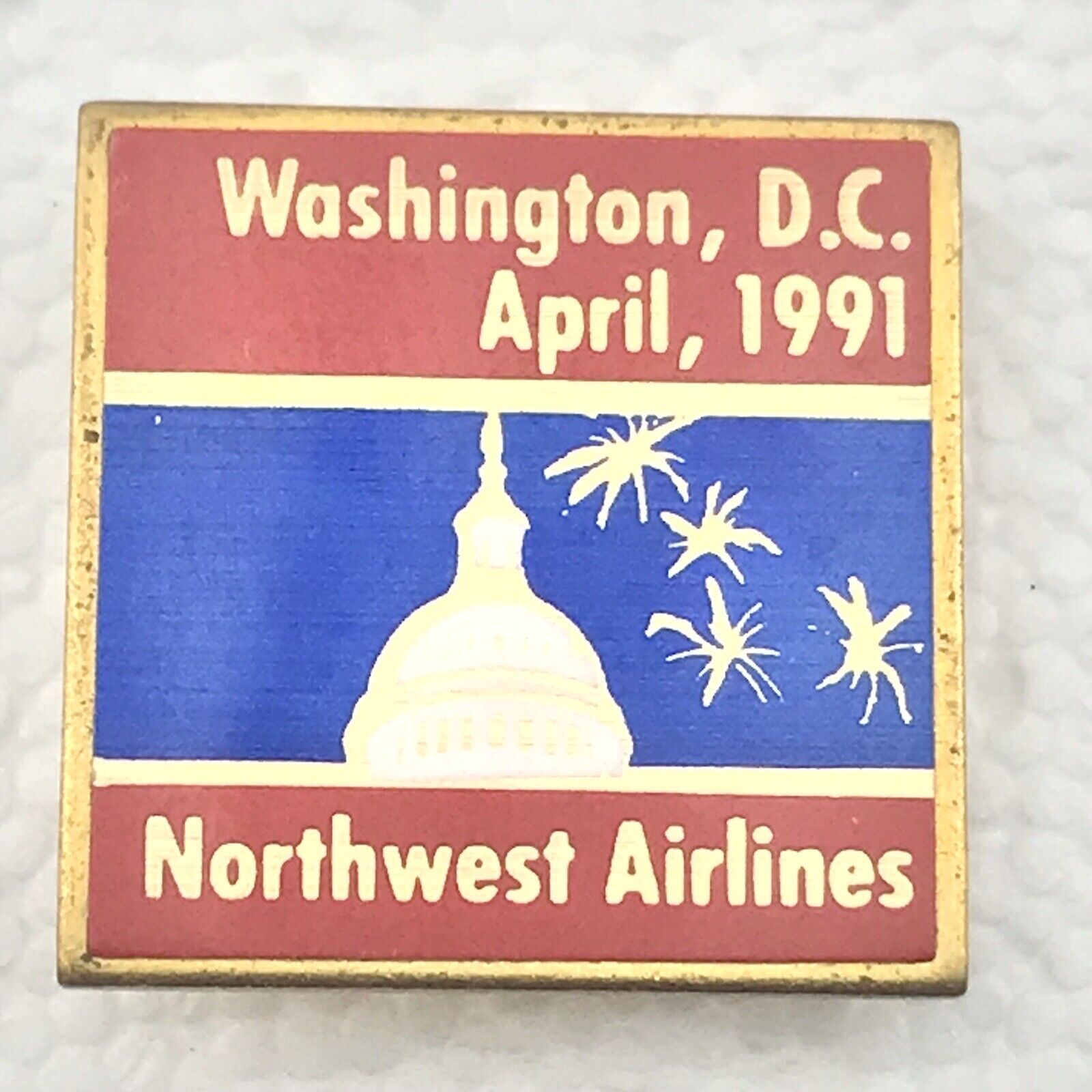 Northwest Airlines Washington DC April 1991 Capital Vintage Pin Button Pinback