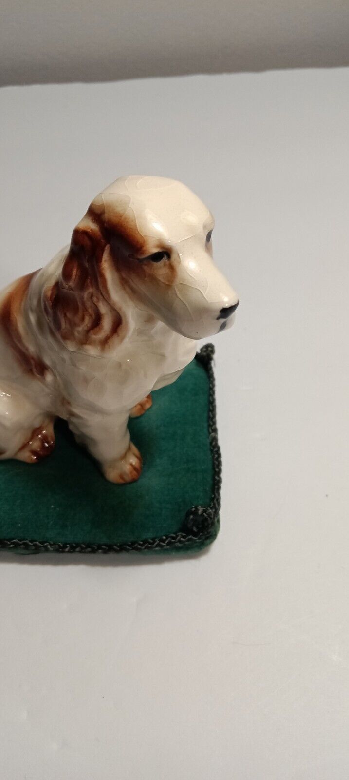 Vintage Enesco Spaniel Hunting Gun Dog Figurine