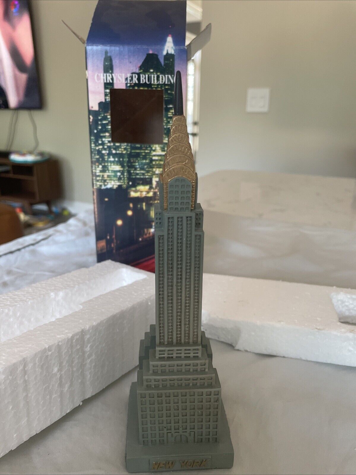 VTG 80's Chrysler Building Souvenir Statue New York 8.5 Inch