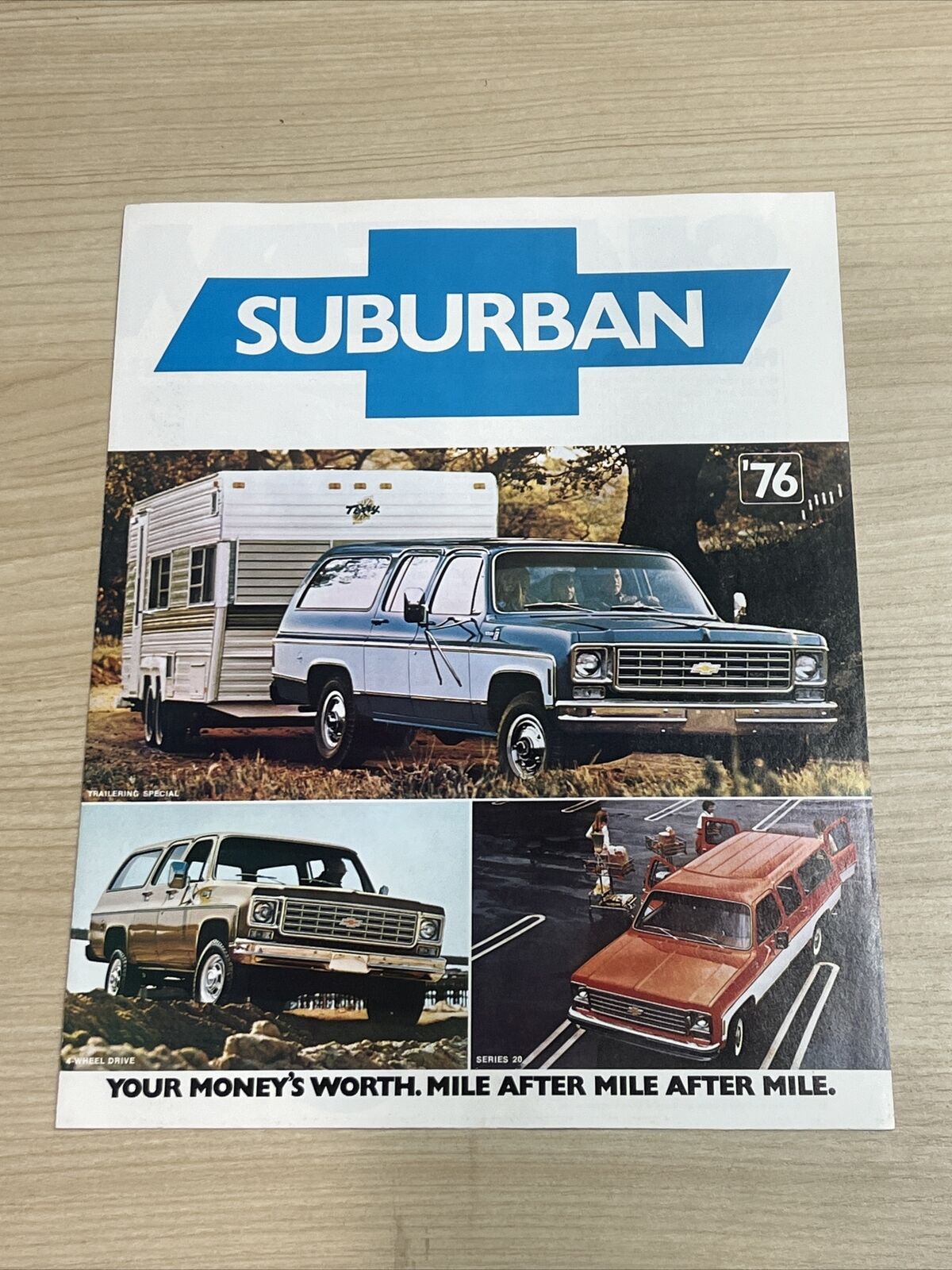 1976 Chevrolet Chevy Suburban Vintage Sales Brochure Catalog