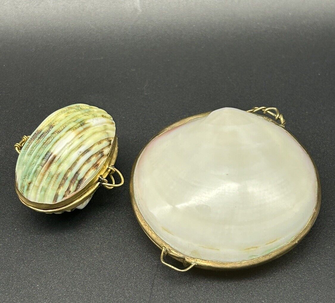 2 Vintage Sea Shell Trinket Compacts Hinged Handmade Natural Green & Pearl