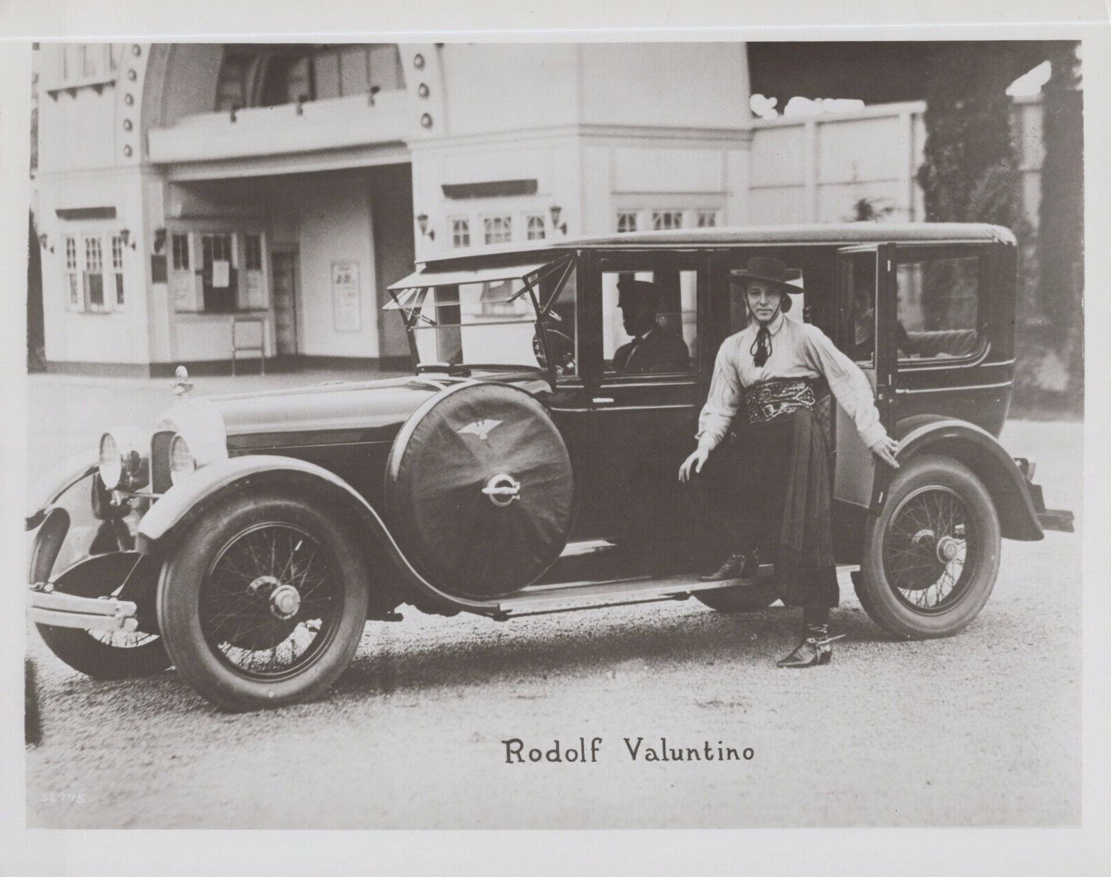 HOLLYWOOD Rudolph Valentino GAY INTEREST HANDSOME PORTRAIT 1950s ORIG Photo C32