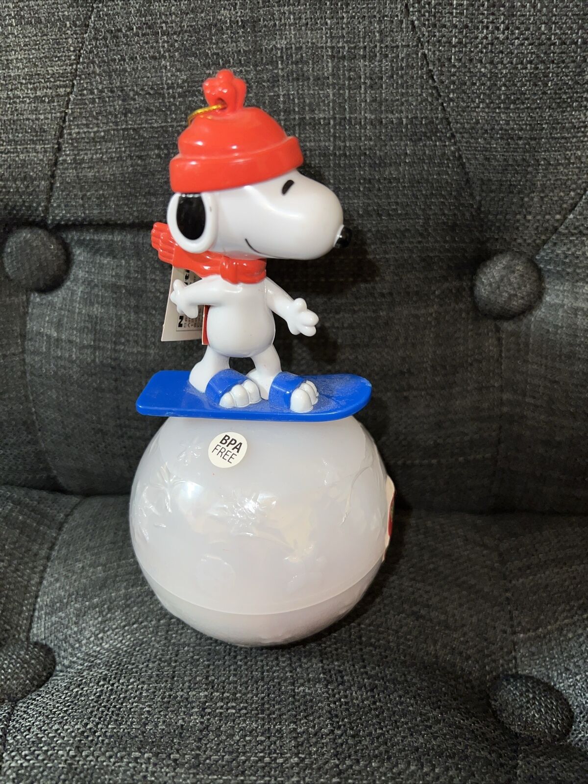 PEANUTS~SNOOPY Skating On Huge Snowball~ORNAMENT Candy In Snowball~NEW~2011