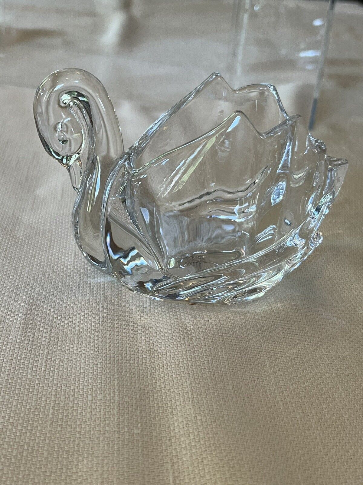 Shannon Crystal Designs of Ireland Swan Hand Crafted Clear Glass - With Tag