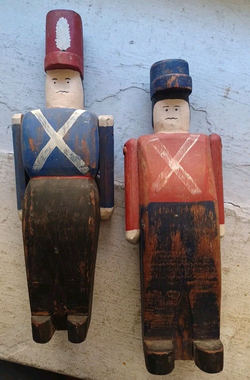2x Vintage Wolf Creek Soldiers Wooden Folk Art Carved Figurine Signed 1980\'s 