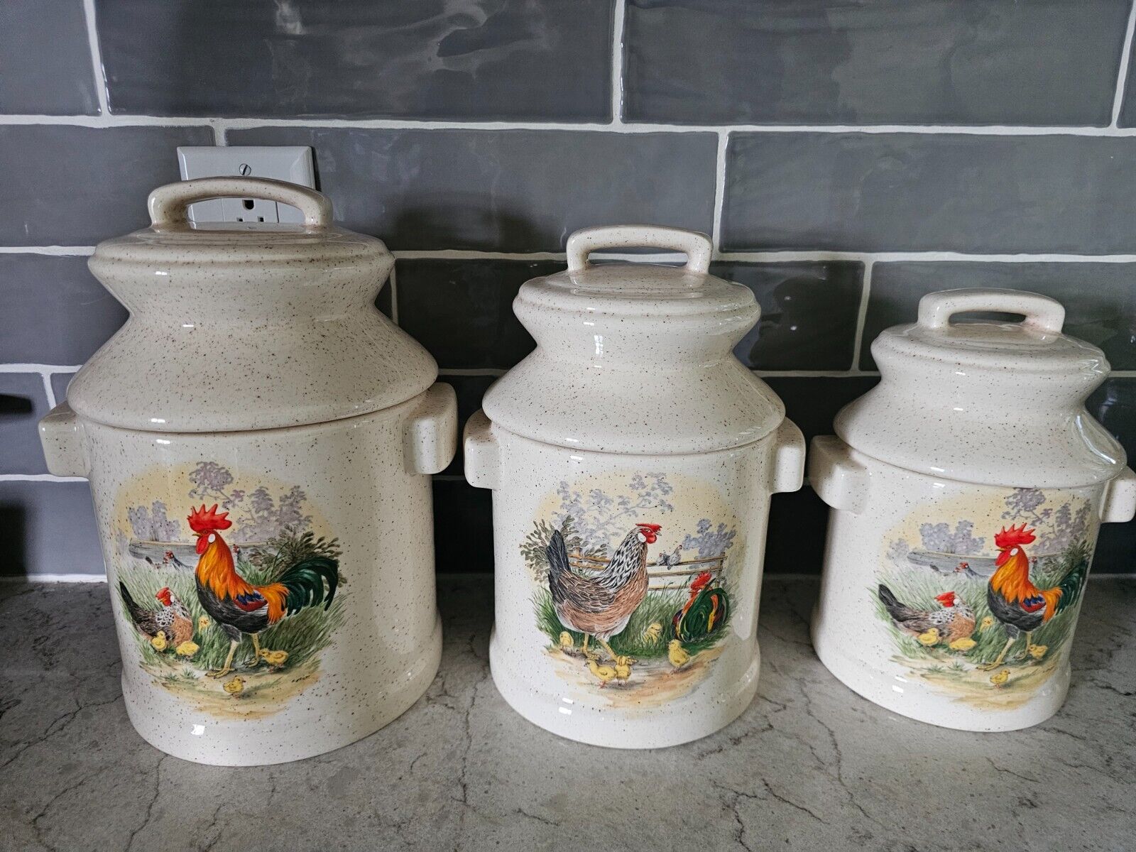 Vintage Rooster Farmhouse - Lot of 3 canister with lids