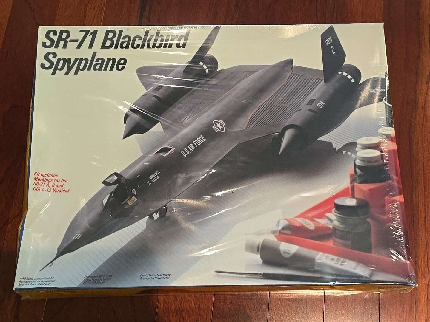 SR-71 Blackbird Spy Plane *UNOPENED* 1/48 Scale Testors model plane