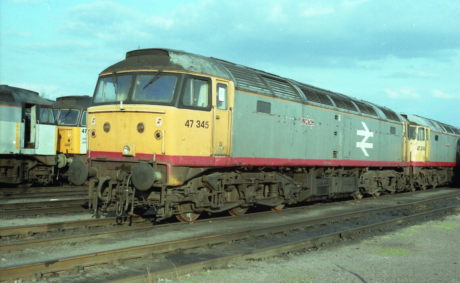 35mm railway colour negative 47345 RFG (red stripe) Tinsley 28-05-1994 (06)
