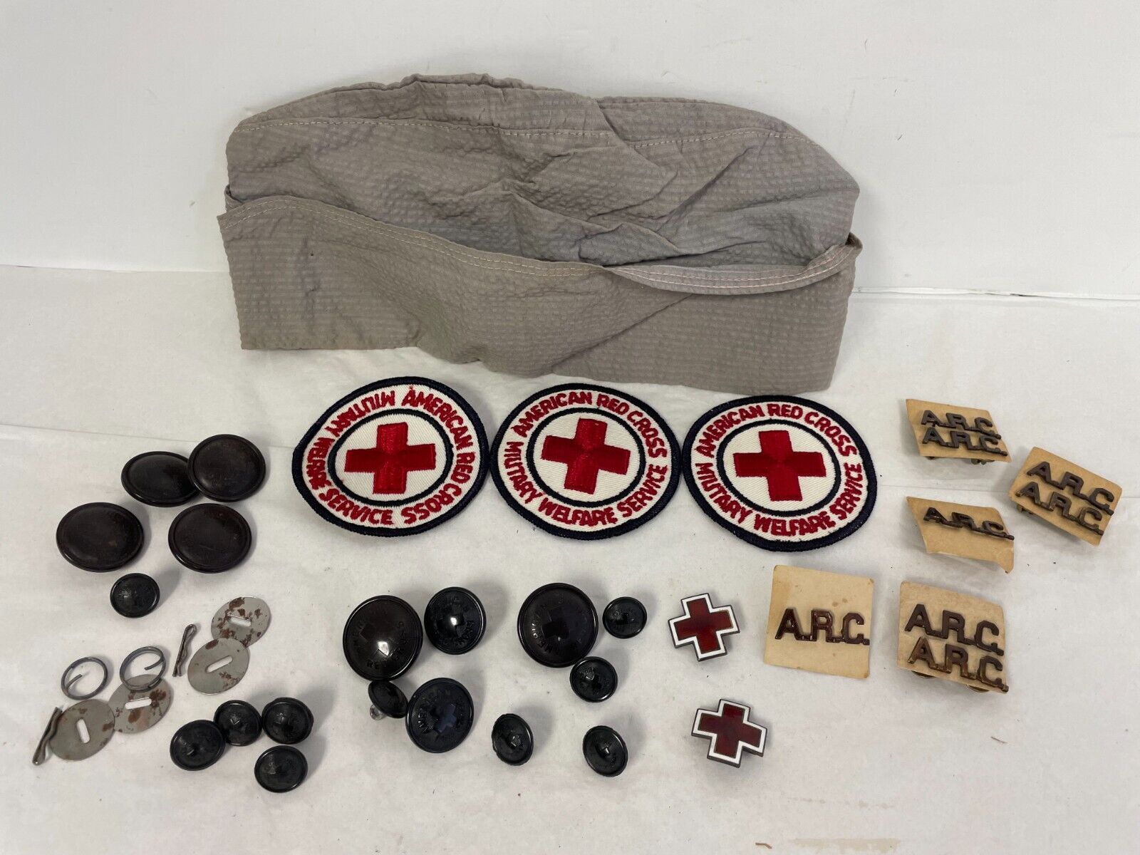 LOT x37 Vtg 1940's American Red Cross WWII Military + Buttons Pins ARC Garrison
