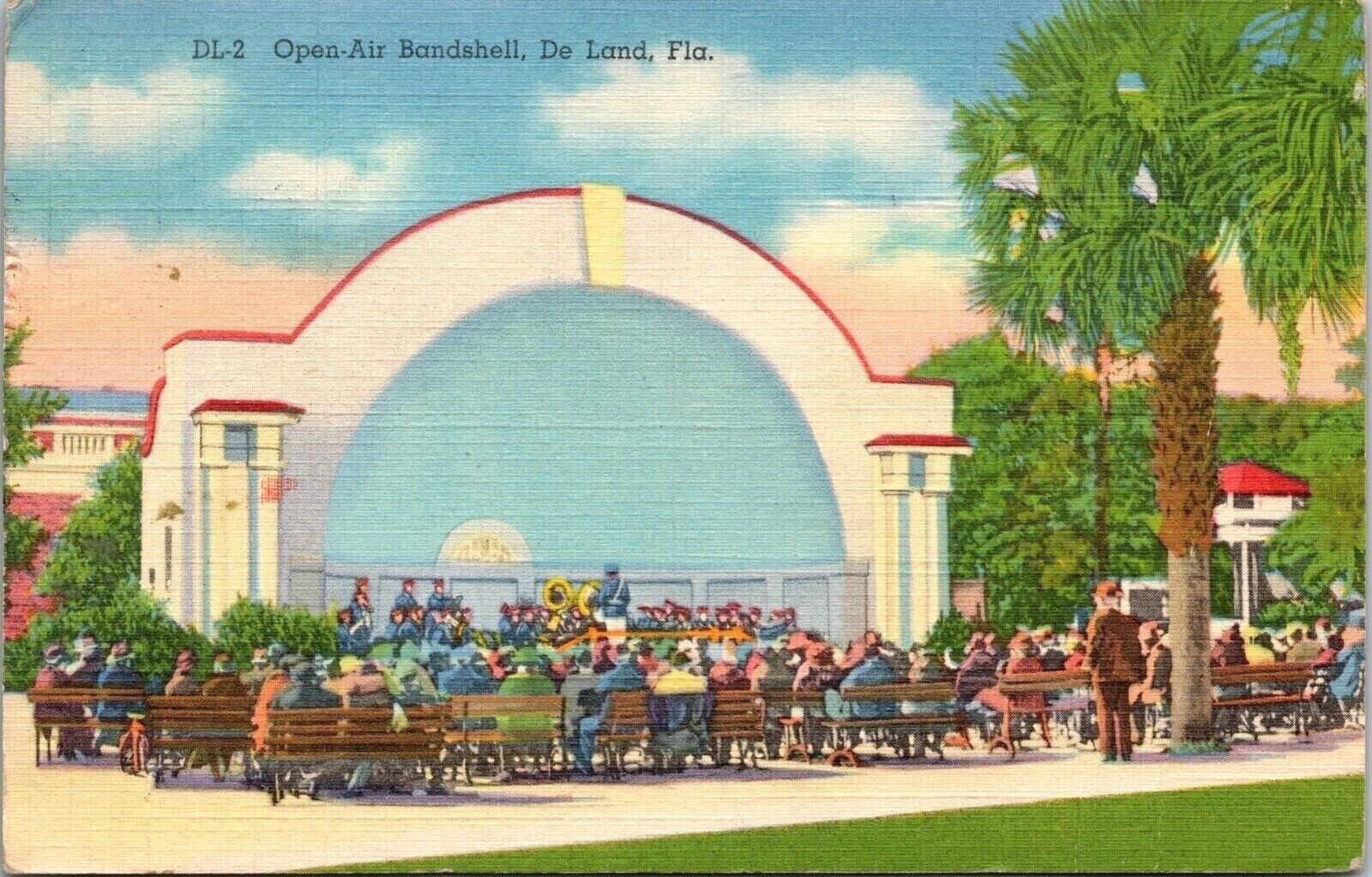 Open Air Bandshell De Land Florida FL Crowd Watching Palm Tree Postcard Note WOB