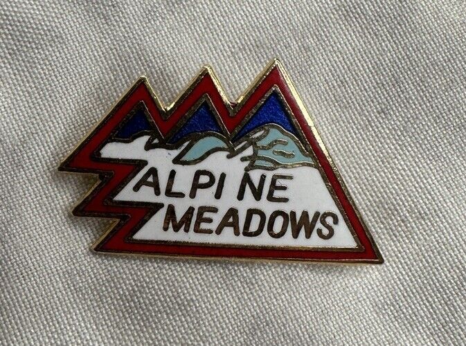 Vintage Alpine Meadows Ski Resort Lake Tahoe 1979 Cap Hat Lapel Pin